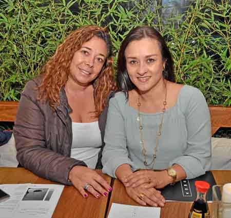 Mónica Rivera Alzate y Sandra Patricia Tobar Hurtado se reunieron en el restaurante Komo Asian Concept.