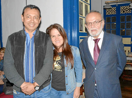 Lindon Alberto Chavarriaga, Rita Jiménez Céspedes y Humberto Gallego López.