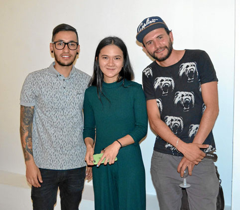 Santiago Flórez Carmona, Lily Cheung y Deyvid Montoya Zuluaga.