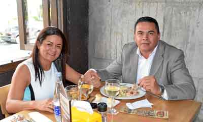 Floralba Giraldo Buitrago fue homenajeada por su cumpleaños con un almuerzo en el restaurante Il Forno por Juan Carlos Samudro.