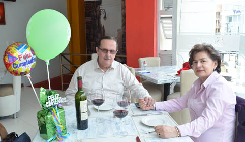 Rubén Darío Isaza Vélez celebró el cumpleaños a su esposa, Amparo Beatriz Zamudio de Isaza, en el restaurante Spago