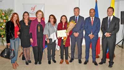 Vilma Echeverri Arias, Julia Inés Ocampo Duque, Eleanor Dyer de Uribe, María Cristina Moreno Moreno, Marcela Echeverri Henao, Ga