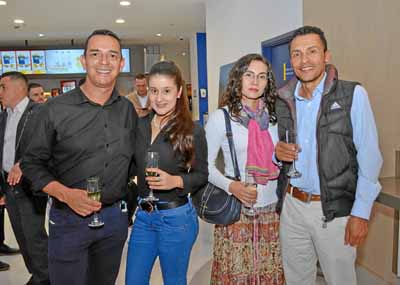 Michael Krastz Piedrahíta, Mara Alejandra Sánchez Londoño, Claudia Patricia Orozco Serna y John Jairo Bonilla García.