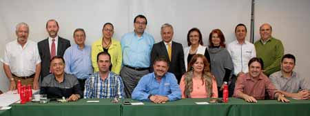Miembros de la Junta Directiva de la Federación Nacional de Comerciantes seccional Caldas acompañaron al ex secretario de Agricu
