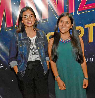 Valentina Díaz Quintero y Rosa Daniela Palchucán Nieto.