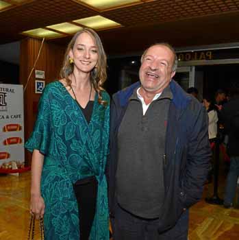 Catalina Botero Londoño, directora ejecutiva del Festival Internacional de Teatro de Manizales, y Octavio Arbeláez Tobón, direct
