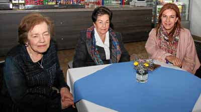Edilma Valencia de Estrada, Marina Rodríguez Betancurth y Martha Lucía Trejos Rodríguez.
