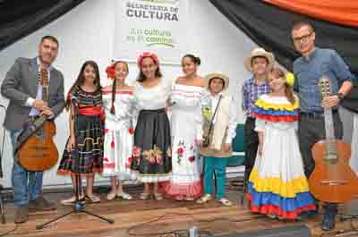 Alexánder Olarte Rendón, Mariana Agudelo Cárdenas, Angie Daniela Serna Quintero, Andreína Restrepo Naranjo, Valeria Villamarín G