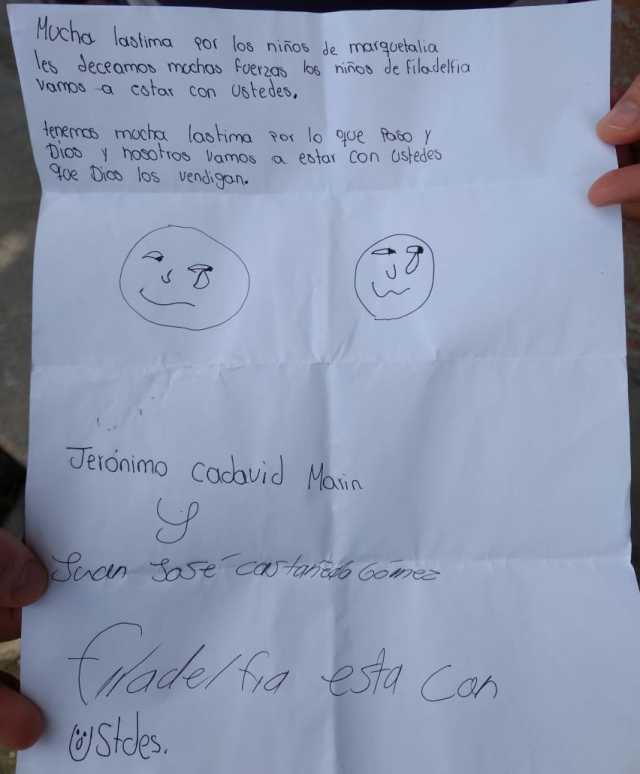 Carta que los niños de Filadelfia les enviaron a los afectados.