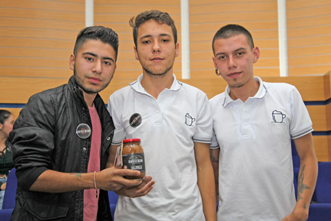 Mauricio Valencia, Juan David Gómez y Juan Daniel Londoño. 
