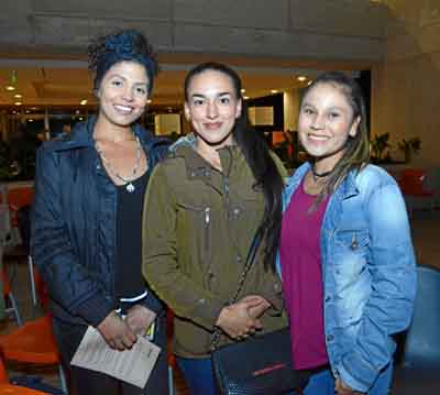 Sara Pérez Núñez, Valeria Moreno Rojas y Laura Calderón Ramírez.