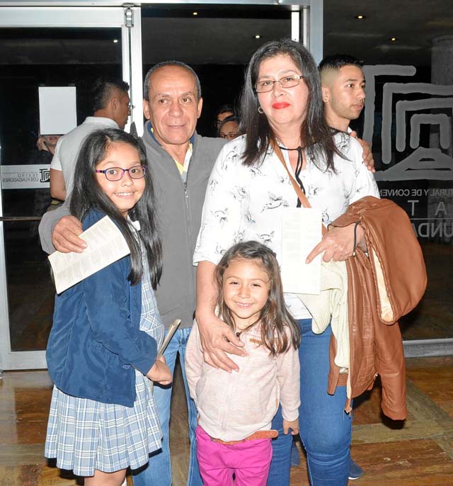 Paulina Marín Bernal, Fernando Bernal Londoño, Luz Mery Alzate Marín y Antonia Castañeda Bernal.