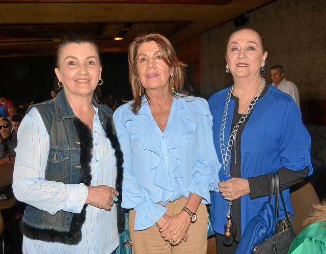 Gloria Beatriz Noreña Aristizábal, Orffa de Molina y Olga Rivas de Echeverri.