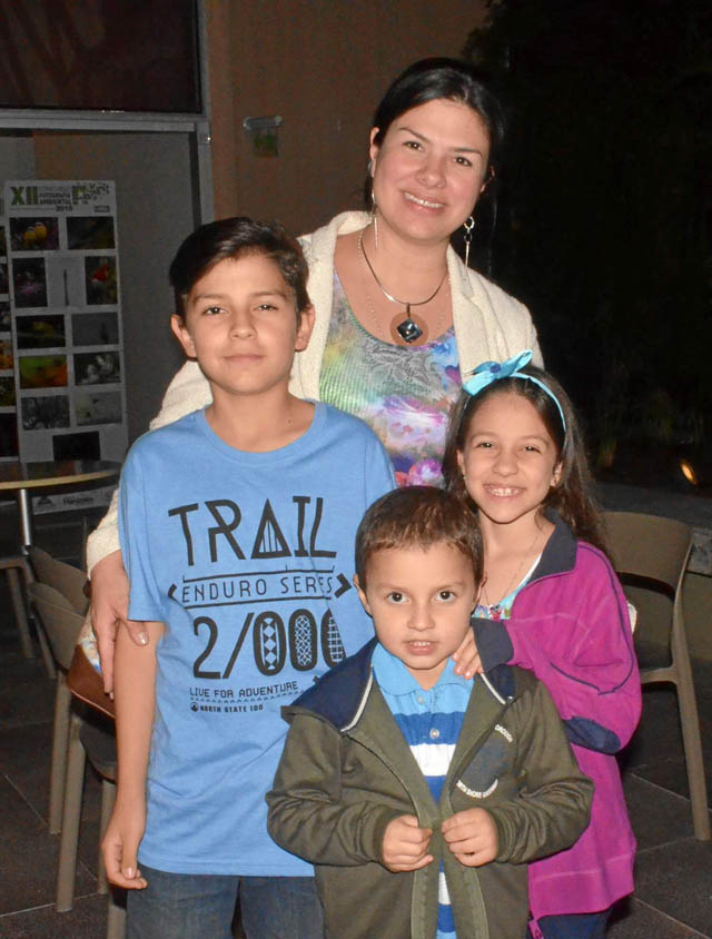 Carolina Hoyos Suárez, Simón Cardona Hoyos, Mariana Cardona Hoyos y Juan Cardona Hoyos.