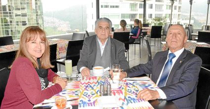 Mariana Jiménez Buitrago, Fernando Rodríguez Muñoz y José Rubiel López Montes se reunieron en la sede El Cable del Club Manizale