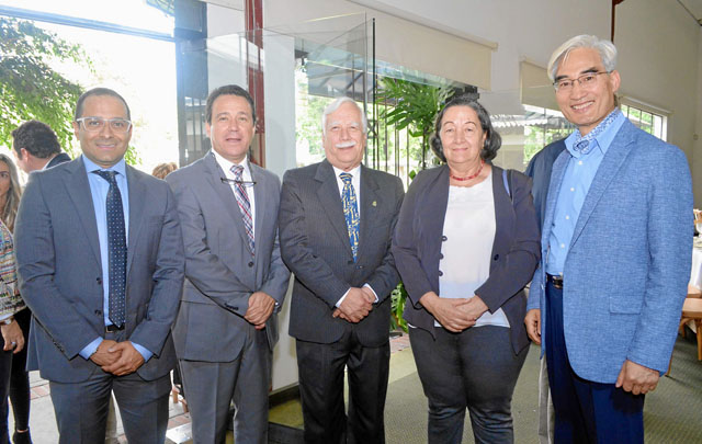 Guillermo Soto Orjuela, presidente de la Junta directiva de Cotelco; Germán Maldonado González; Gabriel Cadena Gómez, rector de 