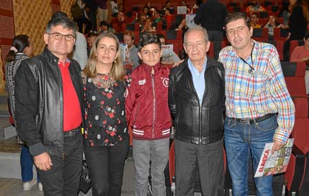 Édgar Álvarez Castaño, Claudia Eugenia Gil Isaza, Alejandro Álvarez Gil, Hernando Gil Isaza y Diego Hernando Gil Isaza.