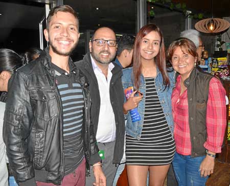 Johnnatan Rendón Montes, Julio César Restrepo Isaza, Estefanía Velásquez Martínez y Magola Martínez Arenas.