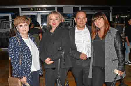 Inés Cecilia Estrada de Ramírez, María del Pilar Estrada Giraldo, Alejandro Reyes Holguín y Natalia Villamil Estrada.