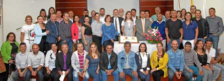 Funcionarios de la Contraloría General de la República que asistieron a la conmemoración de los 96 años de ka institución. 