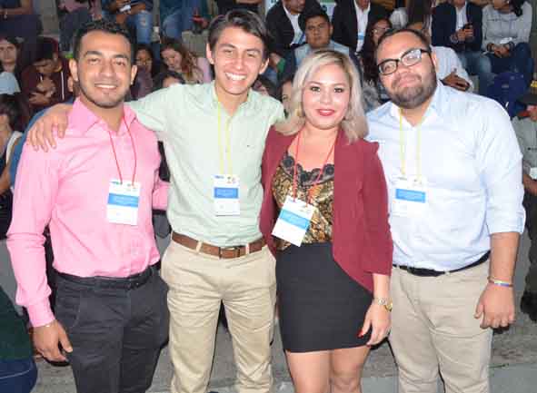 Bryan Alexis Vásquez Montes, Miguel Fernando Valenzuela Díaz, Frida Yasshar Mercado Huerta y David Michel Madera.