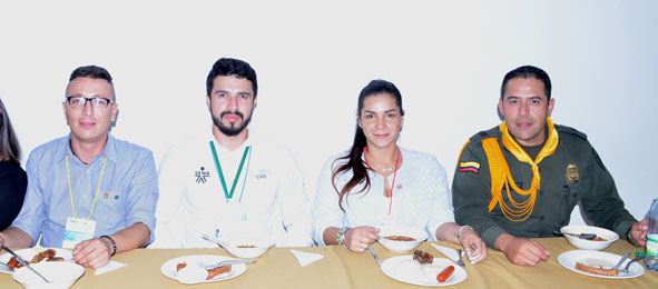 Nicky Anderson Gómez Hincapié, Jeison Leier Soto Cardona, Tatiana Marín Sánchez y capitán Anderson Escobar Peña.