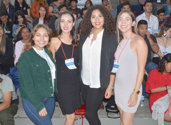 Reyna Pino Gutiérrez, Cynthia Alejandra Garibay, Diana Palacios Mosquera y Bersabé Carmona Rocha.