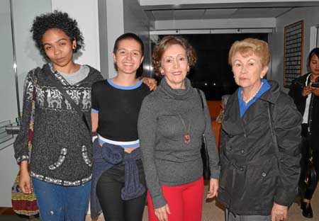 Tatiana Córdoba Loaiza, Camila Arango Hoyos, Ofelia Tobón Correa y Olga Arango de Martínez.