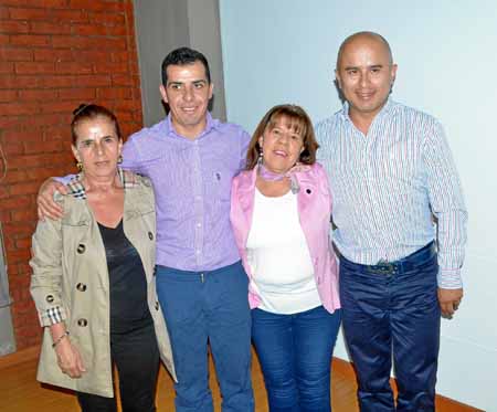 María del Socorro Rodríguez Castaño, Federico Vélez Castaño, Martha Lucía Castaño y Carlos Albeiro González Castaño.