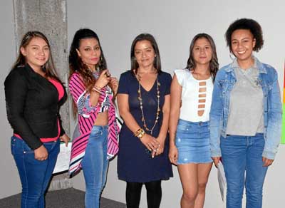 Alejandra Moreno Ríos, Marcela Otálora Castaño, Catalina Gómez Ríos, Mariana Giraldo Giraldo y Jéssica Taba Castaño.