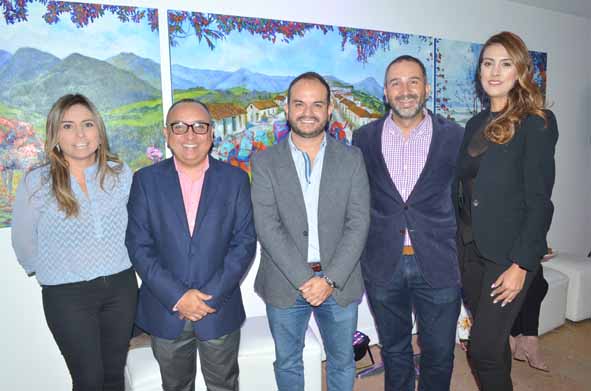 Diana Castellanos Ospina; Carlos Alberto Mazeneth Dávila, gerente general de Efigás; Andrés Mauricio Grisales Flórez; Felipe Dur