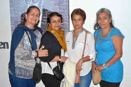 Lucía Jiménez Arias, Olga Liliana Ortiz Arias, María Ortiz de Soto y María Yolanda Díaz Quintero. 