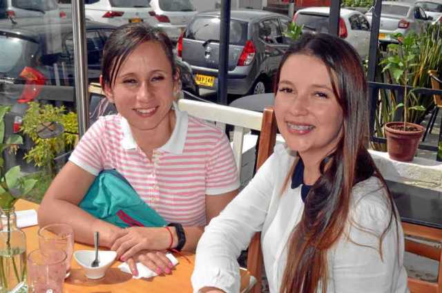 En el Bistro Francés compartieron Jenny Flórez Quintero y Verónica Dávila Manrique.