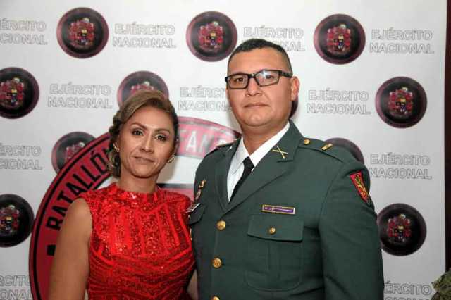 Jenny Tabares Rodríguez y mayor Pablo Rangel Duarte. 