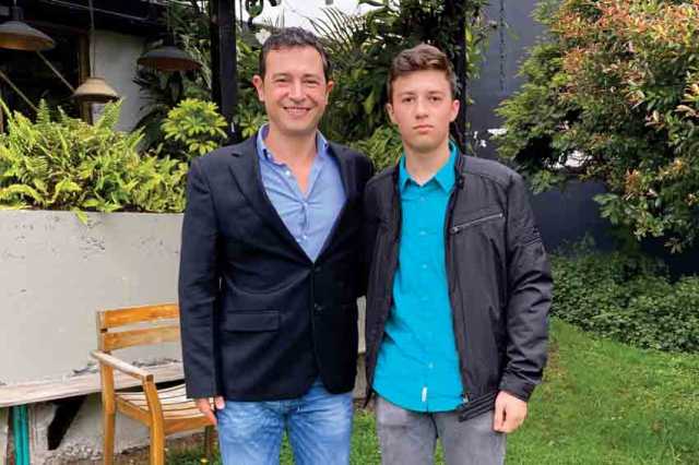 CALENDA FOTO 2 Premiación del Preuniversitario Calenda a mejor icfes 2019 en Caldas: El martes 10 de diciembre en el restaurante