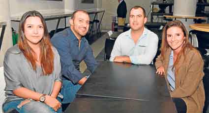 Elisa Escobar Correa, Federico Escobar Jaramillo, Andrés Londoño Gutiérrez y Adriana Robledo Restrepo.