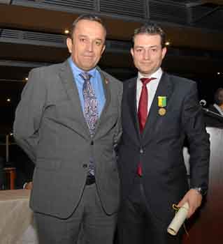 Silvio Arboleda Arboleda, diputado de Caldas, entregó la Medalla Honor al Mérito que otorga la Asamblea Departamental de Caldas 
