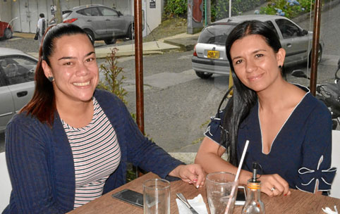 Natalia Díaz Jurado y Tatiana Ochoa Cárdenas estuvieron en el restauranteAlto Pasti Trattoria.