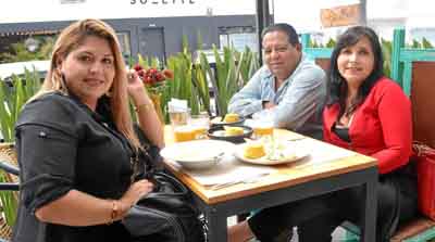En el restaurante Changó se reunieron Ana Milena Guzmán González, Gustavo Guzmán Aguilar y Julieth Guzmán González.