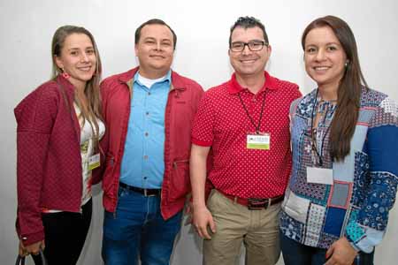 Carolina Arenas , John James Álvarez , Felipe Arias y Milena Guerrero