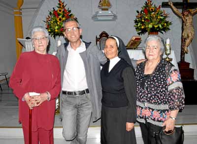 María Rosalba Botero de Restrepo, Edgardo Botero Restrepo, hermana Aleyda Aponte Espinosa y Fanny Serna de Salazar.