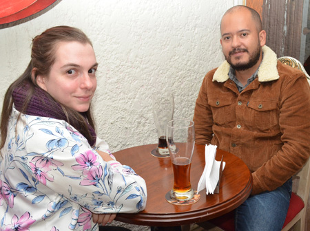 Ana María Fayad Alzate y Juan Manuel Cornejo Hurtado se reunieron en el restaurante Calendaria.