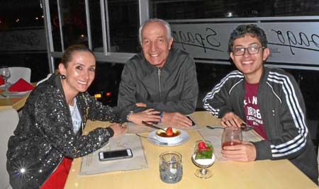 Elena María Gómez Naranjo, Justo Pastor López Giraldo y Juan Pablo López Gómez compartieron una comida en Spago.