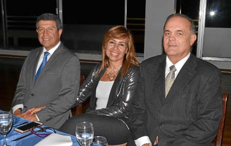 Gonzalo Canales Rodríguez, Claudia Riaño Castaño y Carlos Alberto Giraldo Mejía.