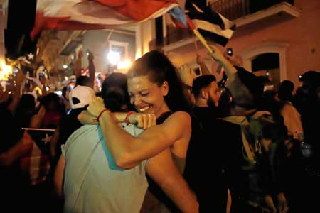 Alegría entre la comunidad puertorriqueña, tras la dimisión del gobernador Ricardo Rosselló.