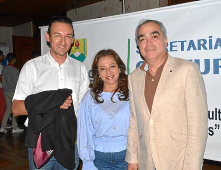 Giovany Betancurt Santa, Mónica Palacio Aguilera y Alejandro Ceballos Márquez.