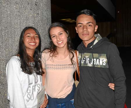 Stephania Londoño Calderón, Manuela Cardona Tangarife y Jhan Carlos Palacios.