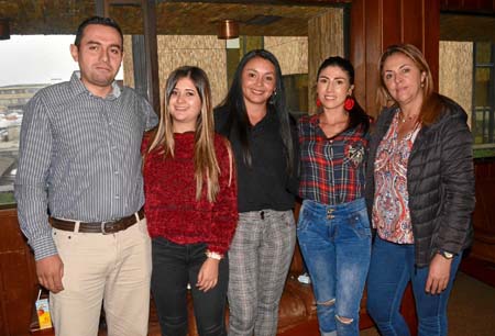 Juan Sebastián Santa Castillo, Ana María Alzate López, Johanna Hernández Aguirre, Ana Milena Buitrago Burgos y Martha Lucía Rest