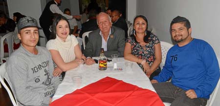 Juan Camilo Gómez Núñez, Laura Olarte Salazar, Herman Estrada Mejía, Alba Luz Gómez Núñez y Juan Guillermo López Gallego.