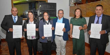 Fueron exaltadas la Escuela Normal Superior de varios municipios. Recibieron los reconocimientos los rectores: